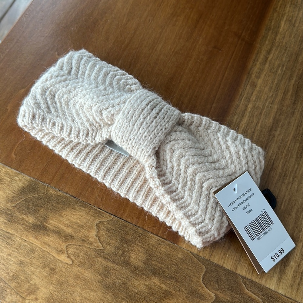 CC NWT Winter Headband